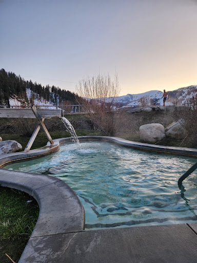Astoria Hot Springs and Park - Photo 3