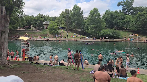 Barton Springs Municipal Pool - Photo 8