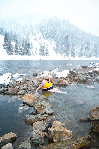 Boat Box Hot Springs - Photo 1