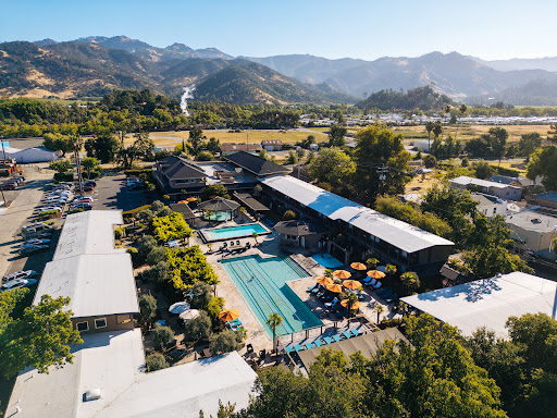 Calistoga Hot Springs - Photo 1