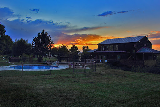 Grande Hot Springs - Photo 7
