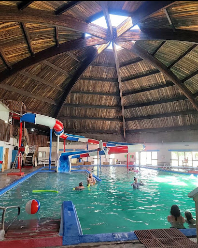 Hellie’s Tepee Pools - Photo 7