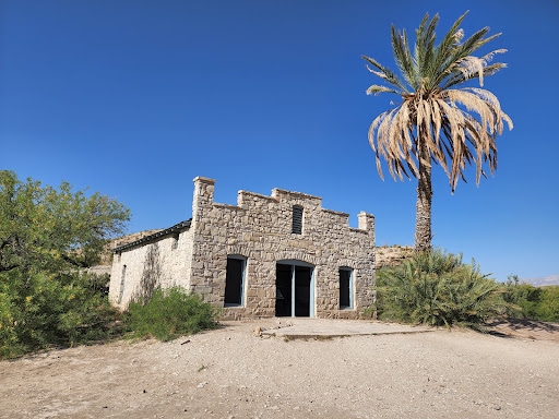 Hot Springs Trailhead   - Photo 4