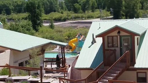 Hot Sulfur Springs Resort - Photo 8