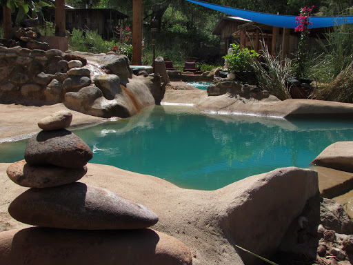 Jemez hot springs - Photo 7