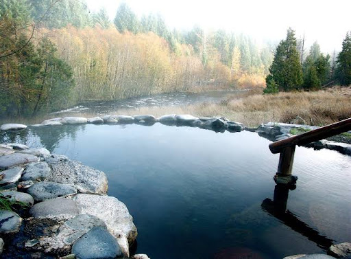 Lower Breitenbush Hot Springs