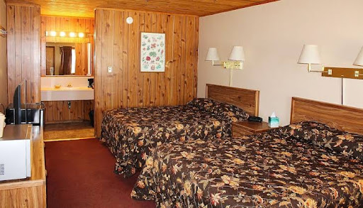 Mountain Village Resort Hot Springs - Photo 2
