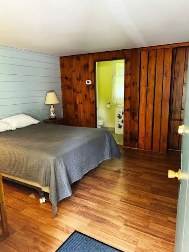 Saratoga Turf and Spa Motel - Photo 5