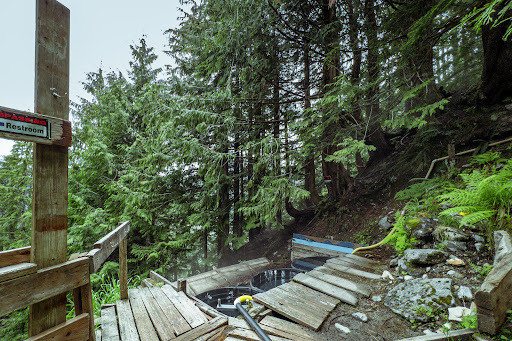 Scenic Hot Springs - Photo 3