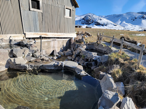 Summer Lake Hot Springs