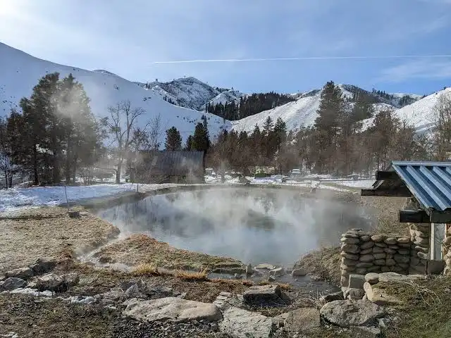 Twin Springs Resort - Photo 2