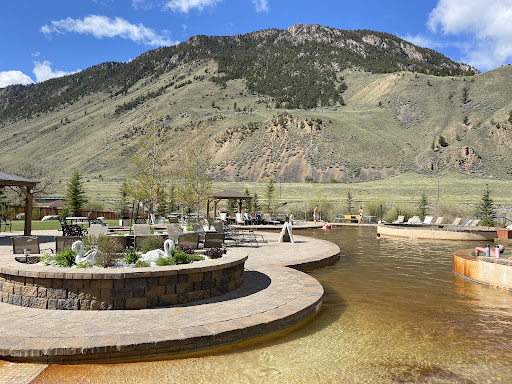 Yellowstone Hot Springs - Photo 6